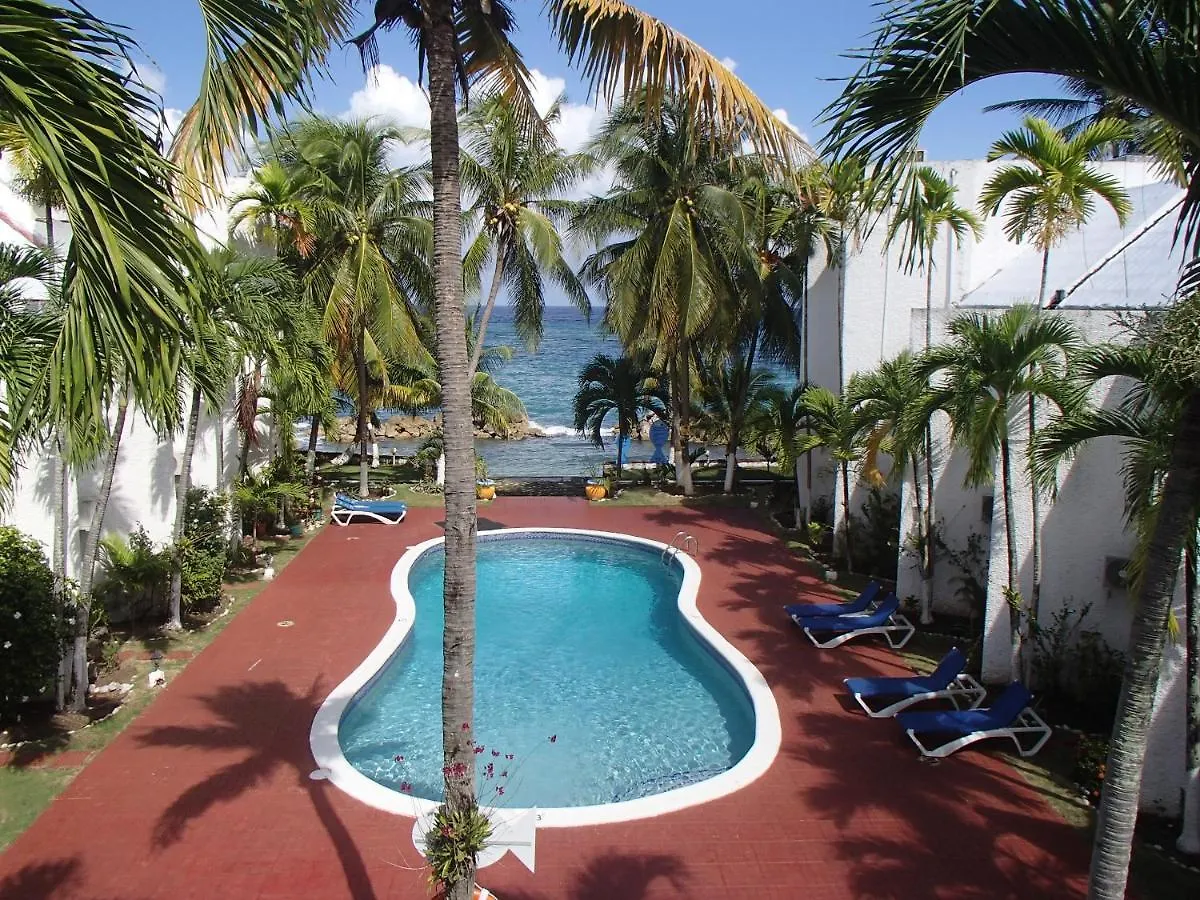 Chrisanns Beach Resort Ocho Rios Jamaica