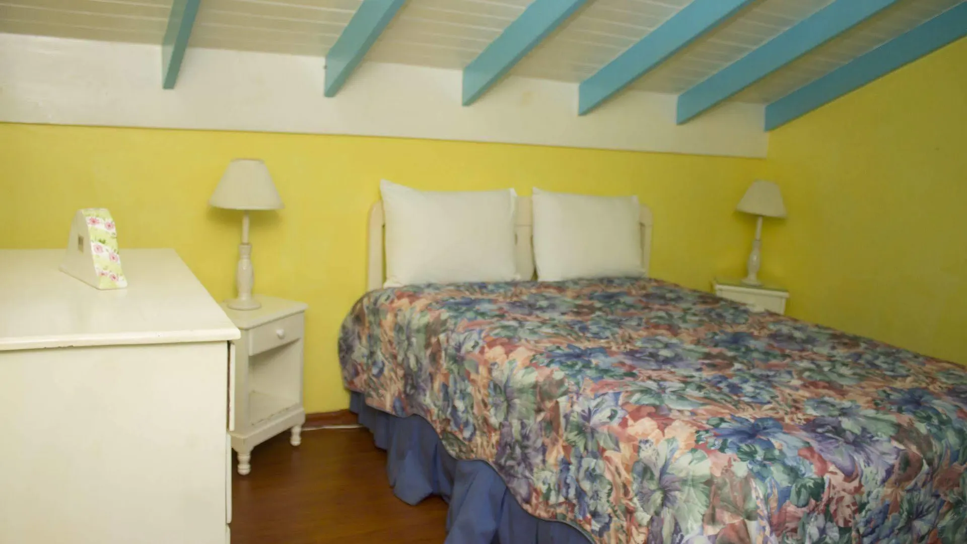 Chrisanns Beach Resort Ocho Rios Jamaica